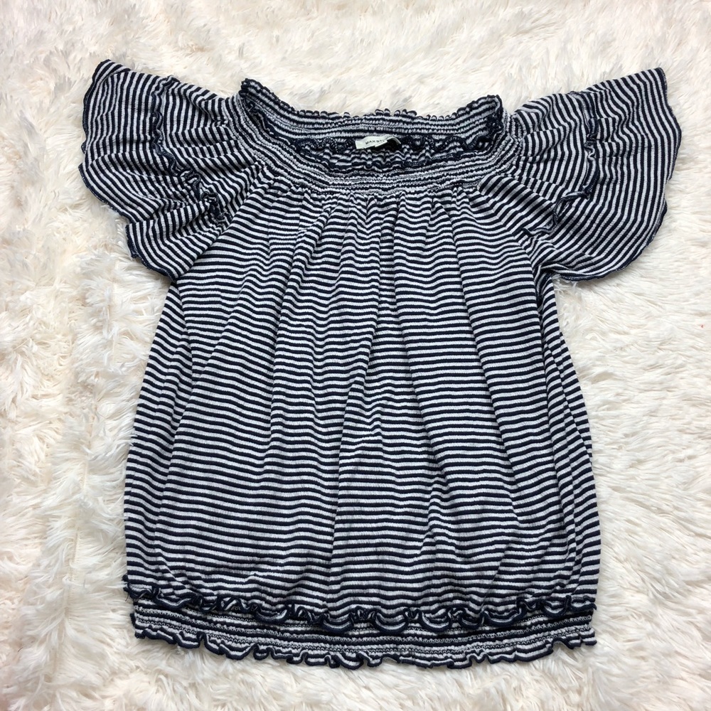 Max studio navy striped flutter sleeve blouse